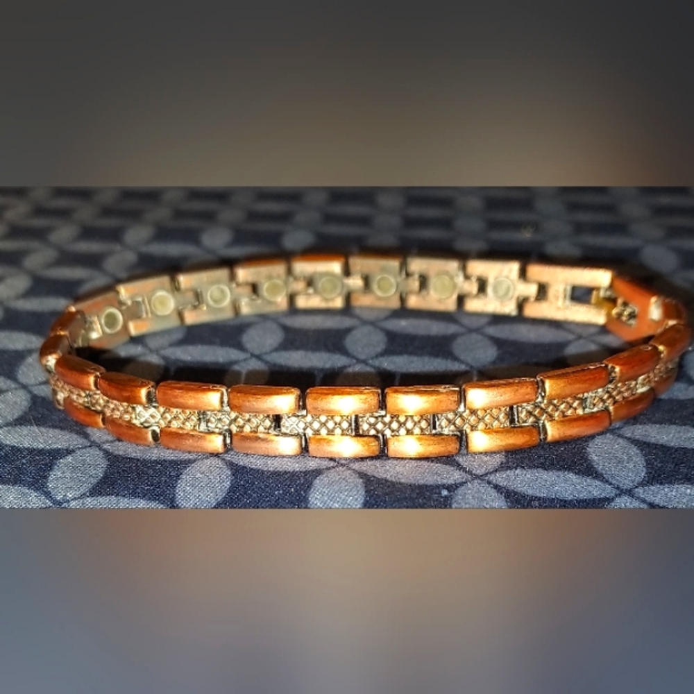 Women's Copper Link Magnetic Bracelet